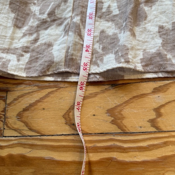 EUC sz 4 Vince Camuto Women's Floral Midi tan skirt with pockets - Picture 5 of 6